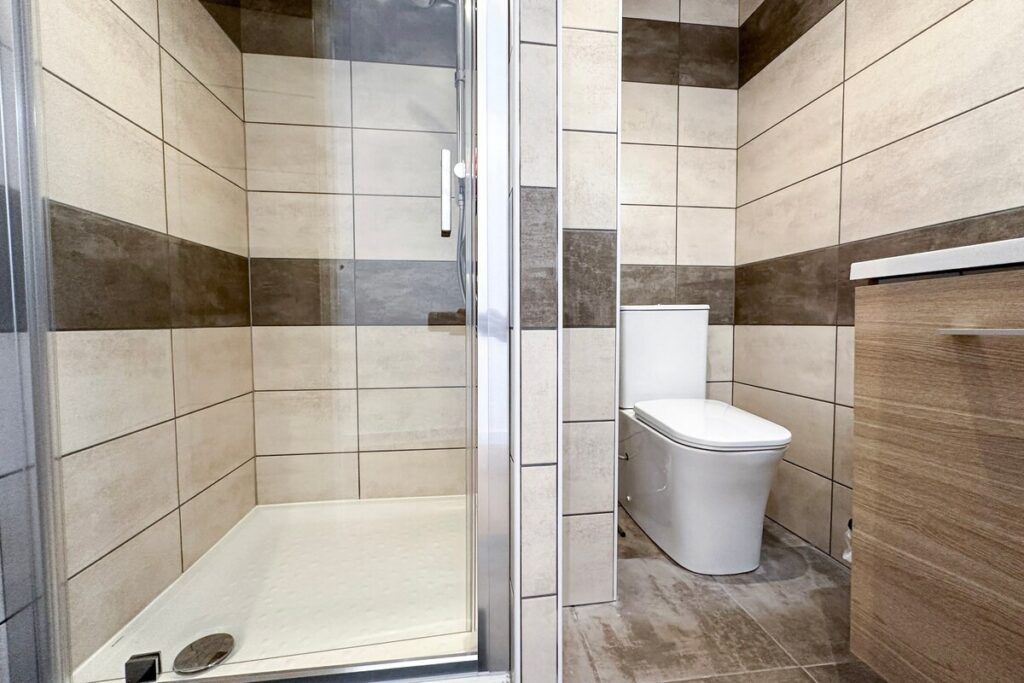 imgi_80_ce5e17f4-23bf-46e4-9920-30c3a263f002