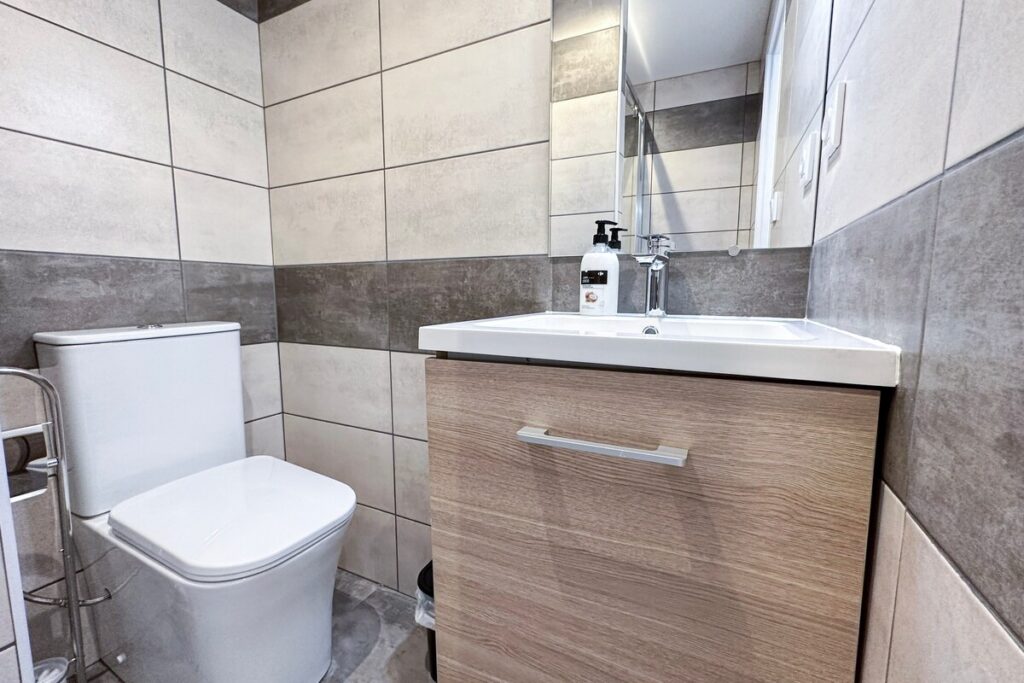 imgi_96_bd53887e-02f1-4170-a298-f67841fdc3e3